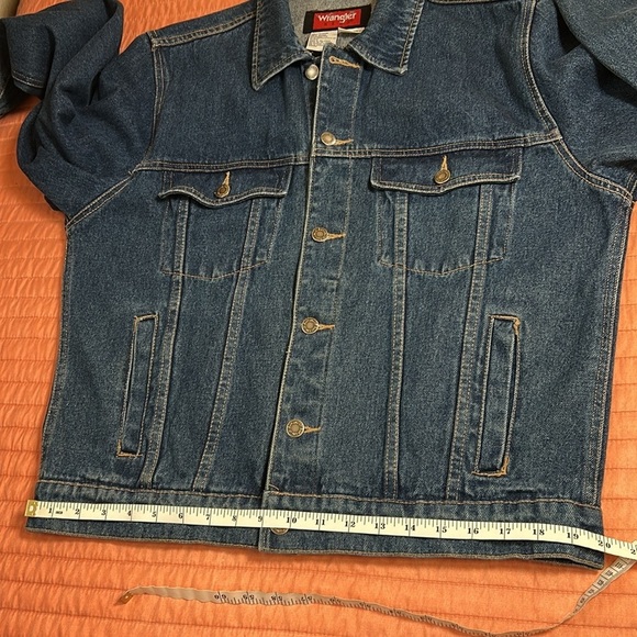 VTG Wrangler Hero Blue Denim Jacket, Custom moose hooves embroidered patch sz M - Picture 11 of 15
